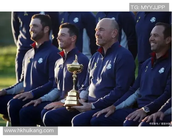 新晋球星崭露头角 各大足球豪门争相签约年轻才俊 新晋球星崭露头角 各大足球豪门争相签约年轻才俊