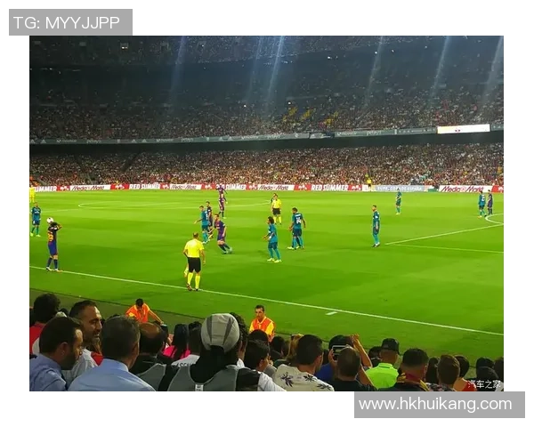 皇马足球明星引领新世纪王朝建设 球场内外的传奇与荣耀 皇马足球明星引领新世纪王朝建设 球场内外的传奇与荣耀